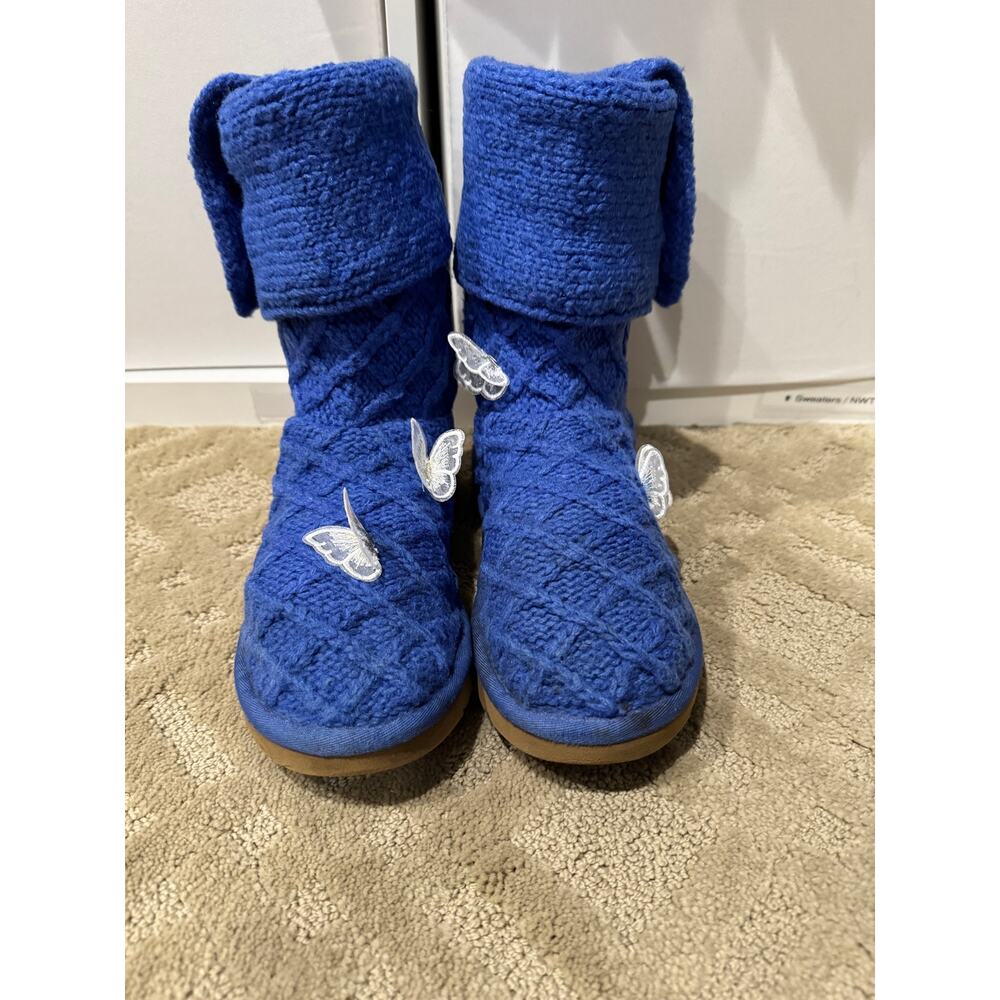 MSRP: $120 ✨ UGG Upcycled Lattice Cardy Butterfly Boots | Youth 4 / Women’s 5 ✨ - Picture 7 of 9